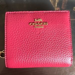 Coach C2862 Strawberry Haze Pebbled Leather Snap Wallet